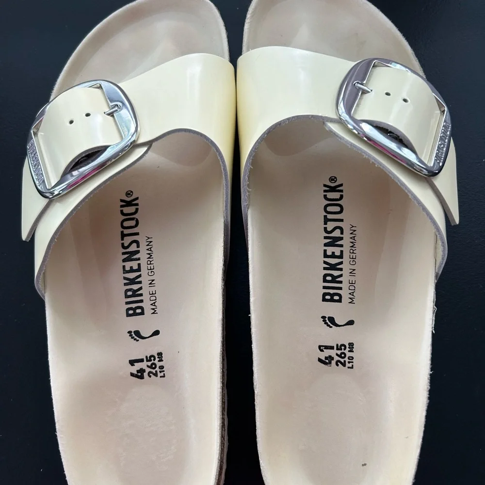 Birkenstock Madrid Big Buckle Slide Sandals No offer item🔥🔥
